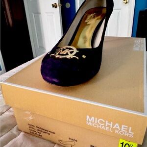 Michael Kors Women shoes only worn once